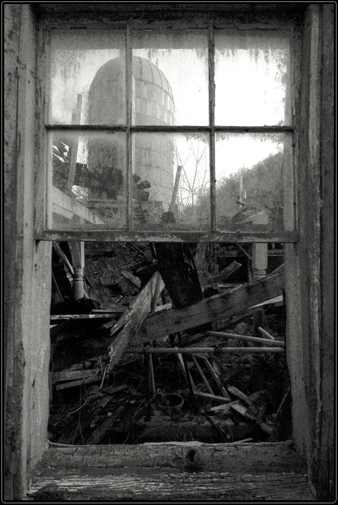 barnDemolition